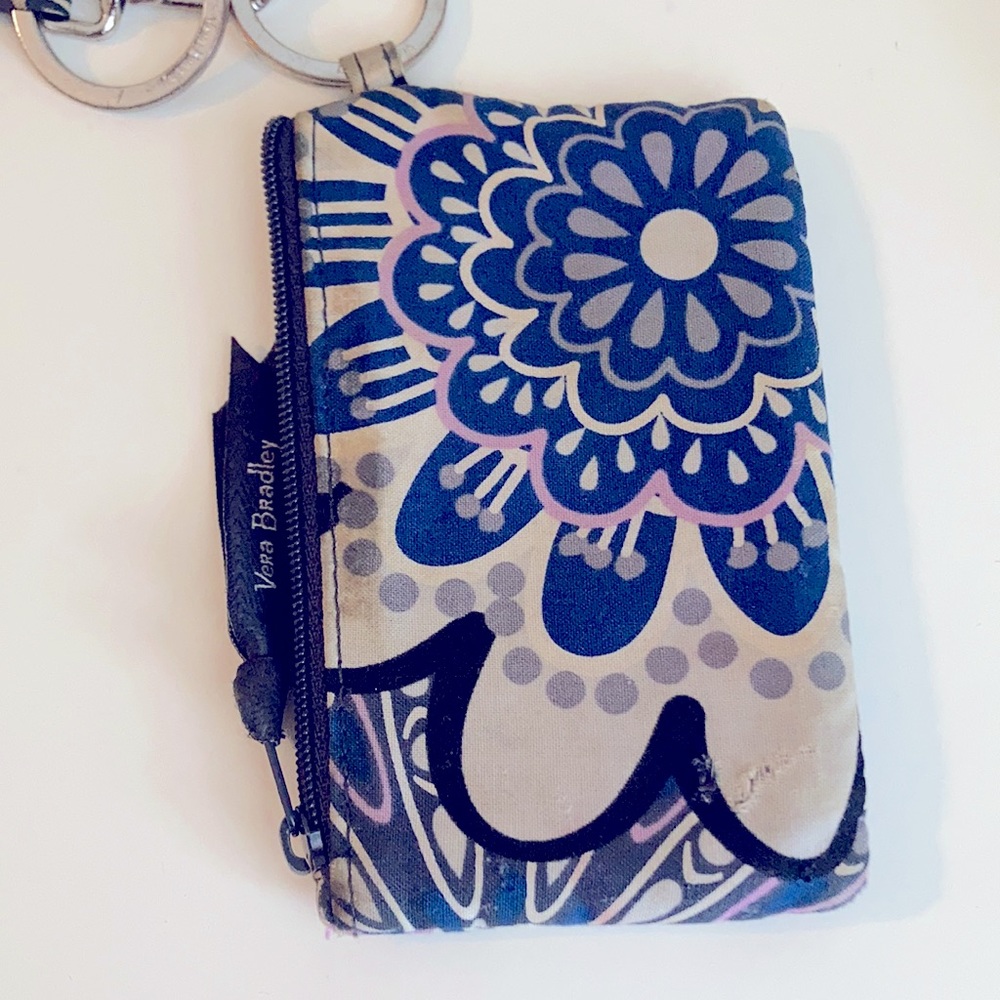 Purple Vera Bradley land yard with flowers